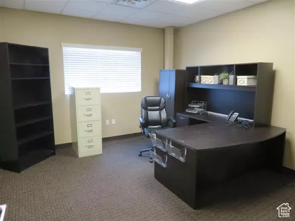 Ogden, UT 84404,1375 W 2350 N