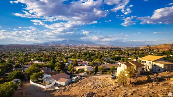 St. George, UT 84790,926 E SUMMIT RIDGE DR #45