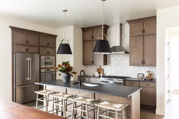 Eagle Mountain, UT 84013,3220 W ELLENSBERG RD #205