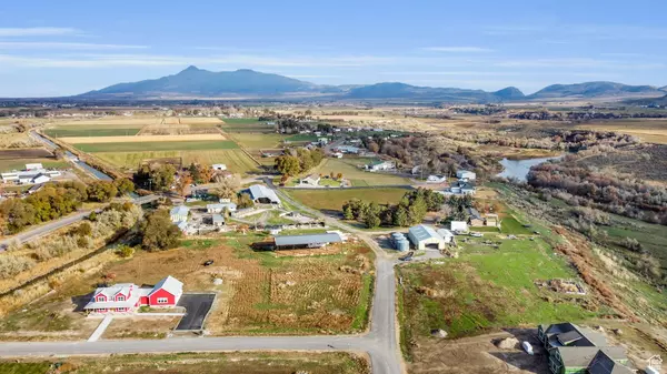 Garland, UT 84312,4530 W 13500 #02