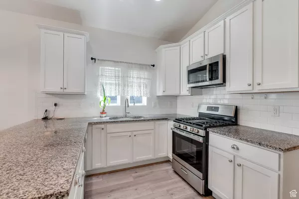 South Jordan, UT 84009,5214 W ARISTA WAY