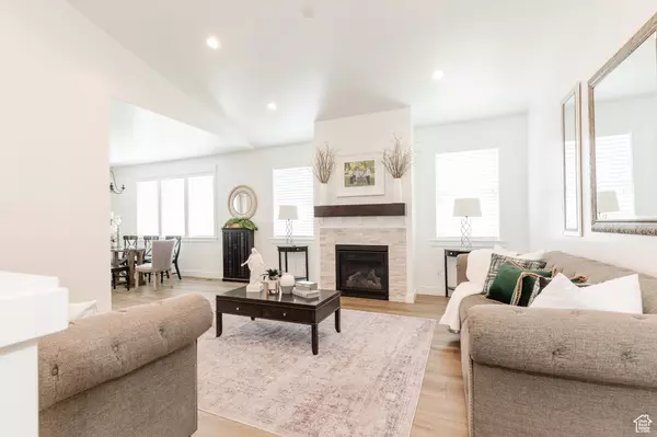 Smithfield, UT 84335,1076 E 300 S