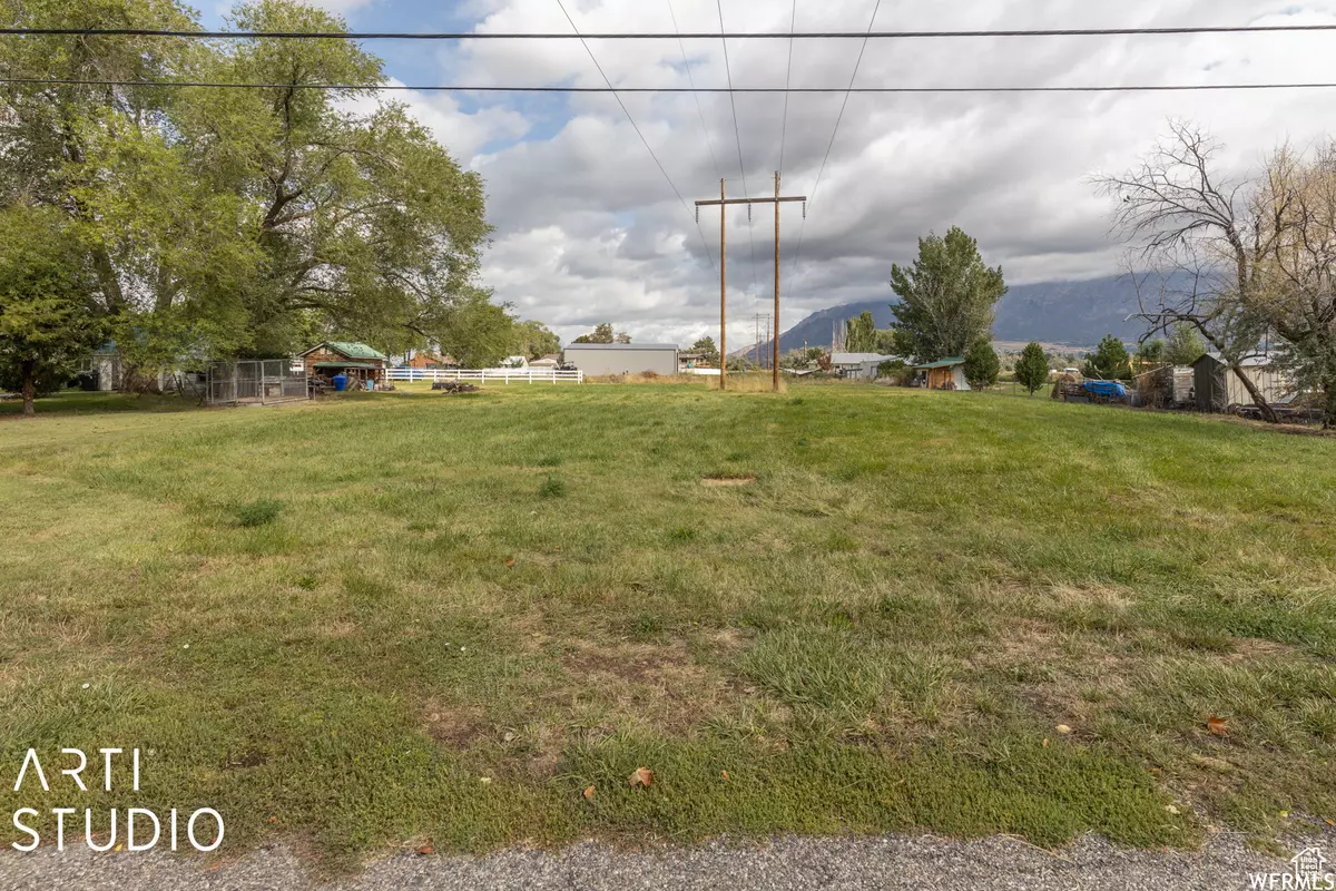 Farr West, UT 84404,2268 W 1800 N
