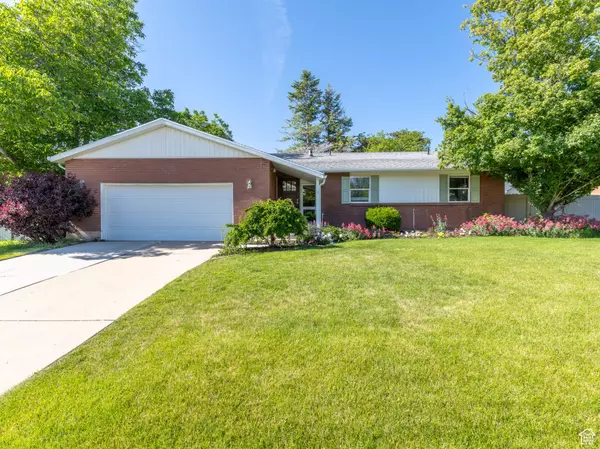 1145 CREEK VIEW DR, Fruit Heights, UT 84037