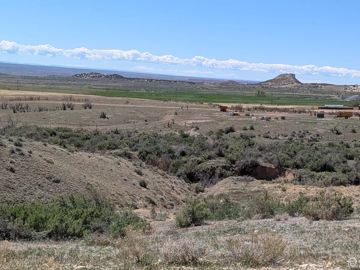 Vernal, UT 84078,1902 E GOOSE RANCH RD