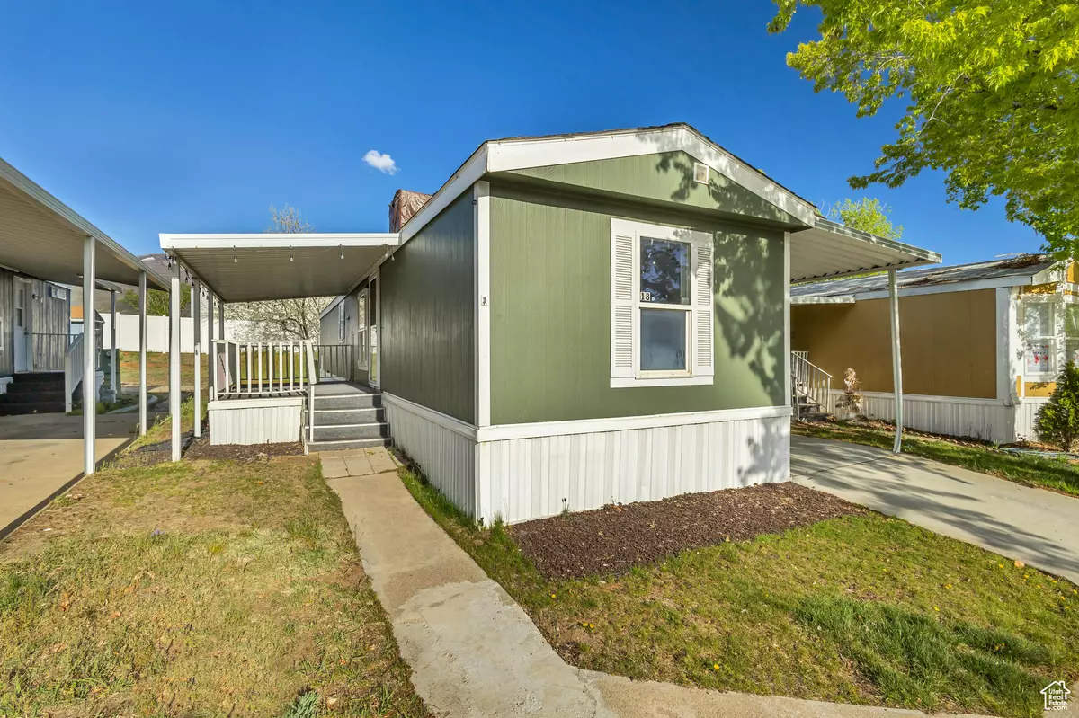 Layton, UT 84040,935 E HIGHWAY 193 #18