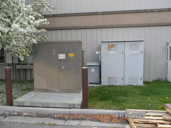 North Logan, UT 84341,2350 N MAIN ST #BLDG 1