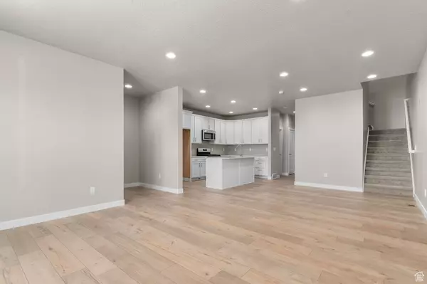 West Jordan, UT 84081,6567 W BANNON ST
