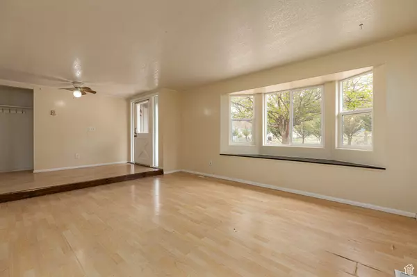 Kanab, UT 84741,326 E 150 S