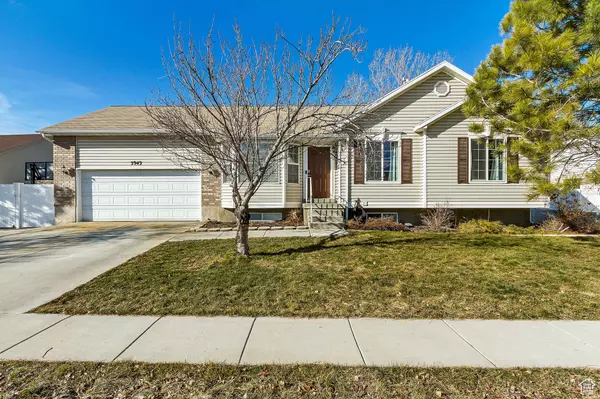Stansbury Park, UT 84074,5943 N GENOA LN W