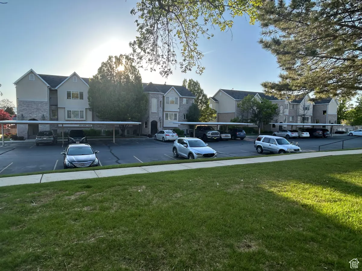Orem, UT 84057,325 W 650 N #11