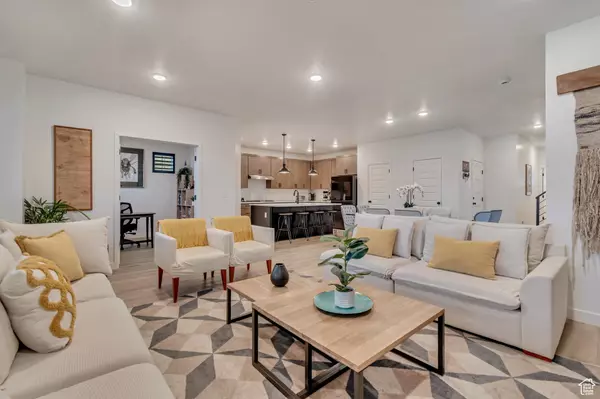 South Jordan, UT 84009,11756 S OUTFITTER WAY