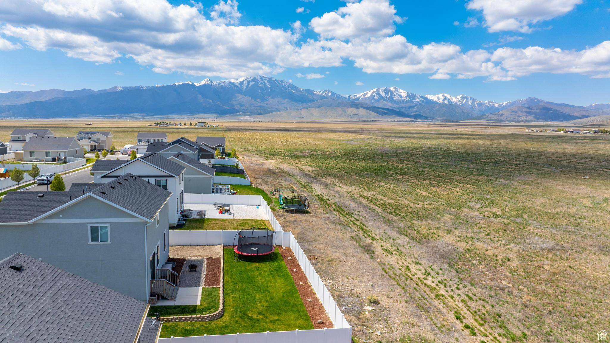 Eagle Mountain, UT 84005,1815 E THUNDER GULCH RD N
