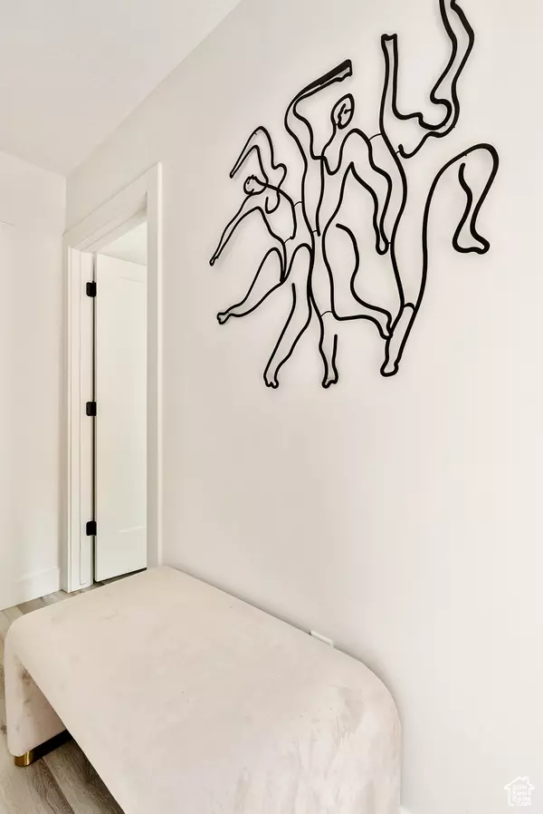 Salt Lake City, UT 84103,365 W 800 N #2