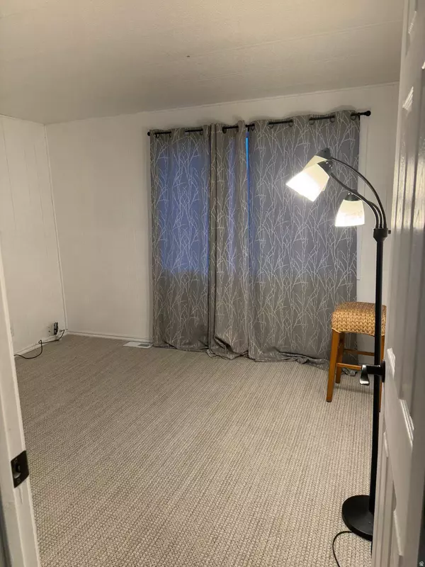 West Jordan, UT 84088,8155 S REDWOOD RD #95