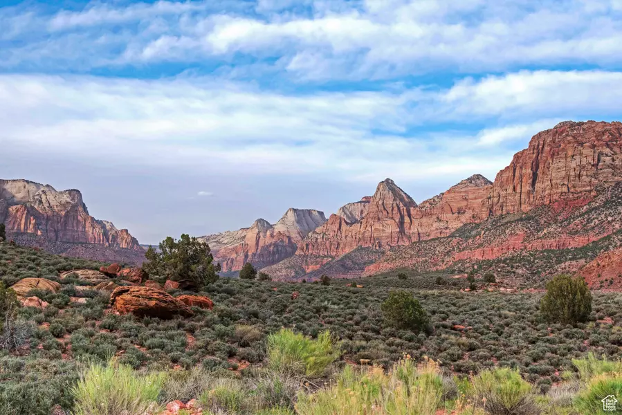 2613 CANYON POINT DR #3, Springdale, UT 84767