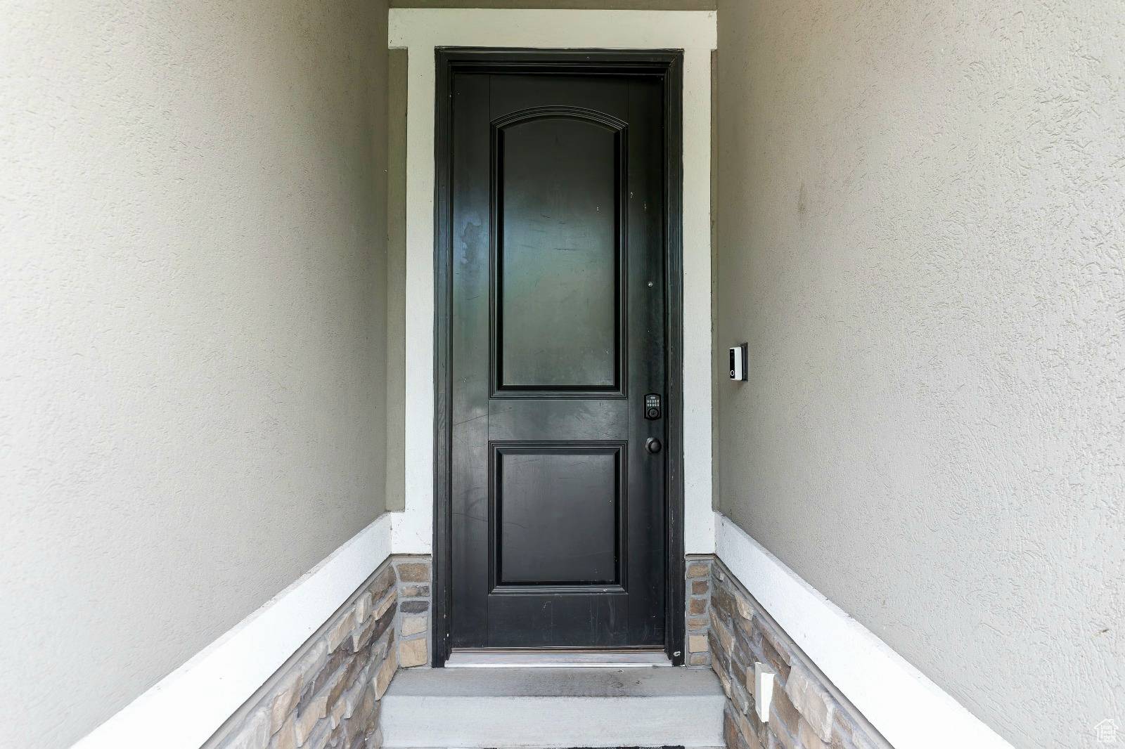 Orem, UT 84059,954 S 2040 W