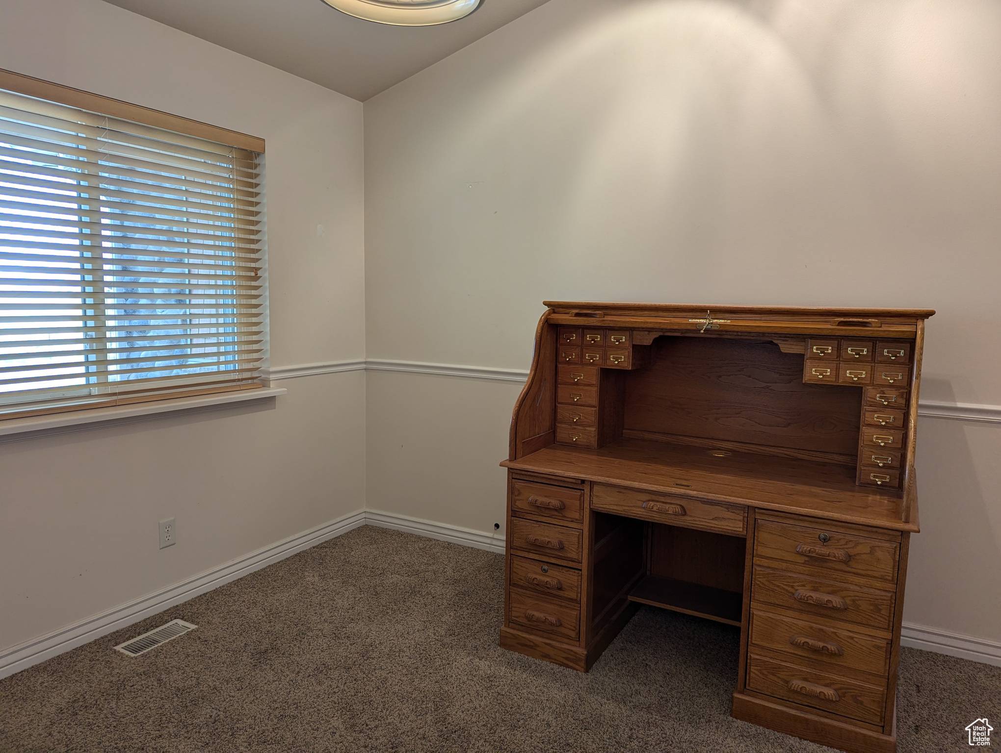Mona, UT 84645,565 E PLATT LN #1