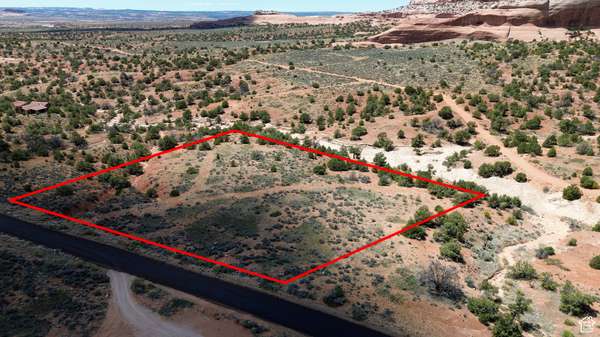148 S JOE WILSON DR #16A, La Sal, UT 84530