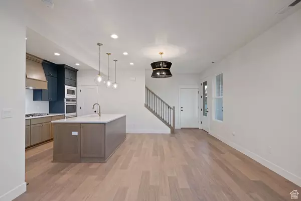 South Jordan, UT 84009,11419 S WATERCOURSE RD #188