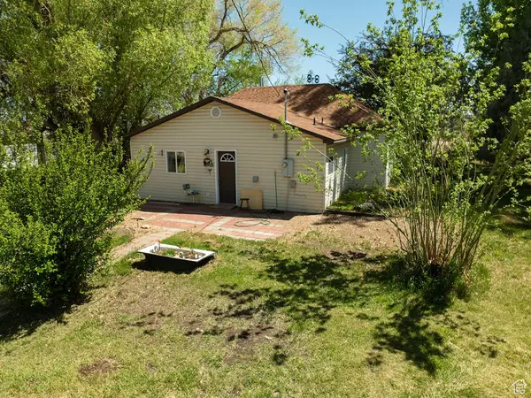 Myton, UT 84052,50 S 400 E