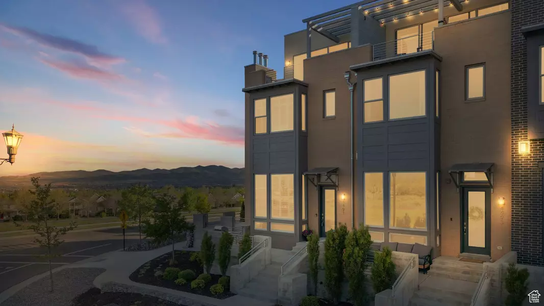 4491 W DAYBREAK RIM WAY S, South Jordan, UT 84009