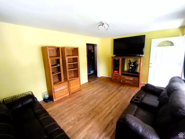 Tooele, UT 84074,449 MARVISTA LN