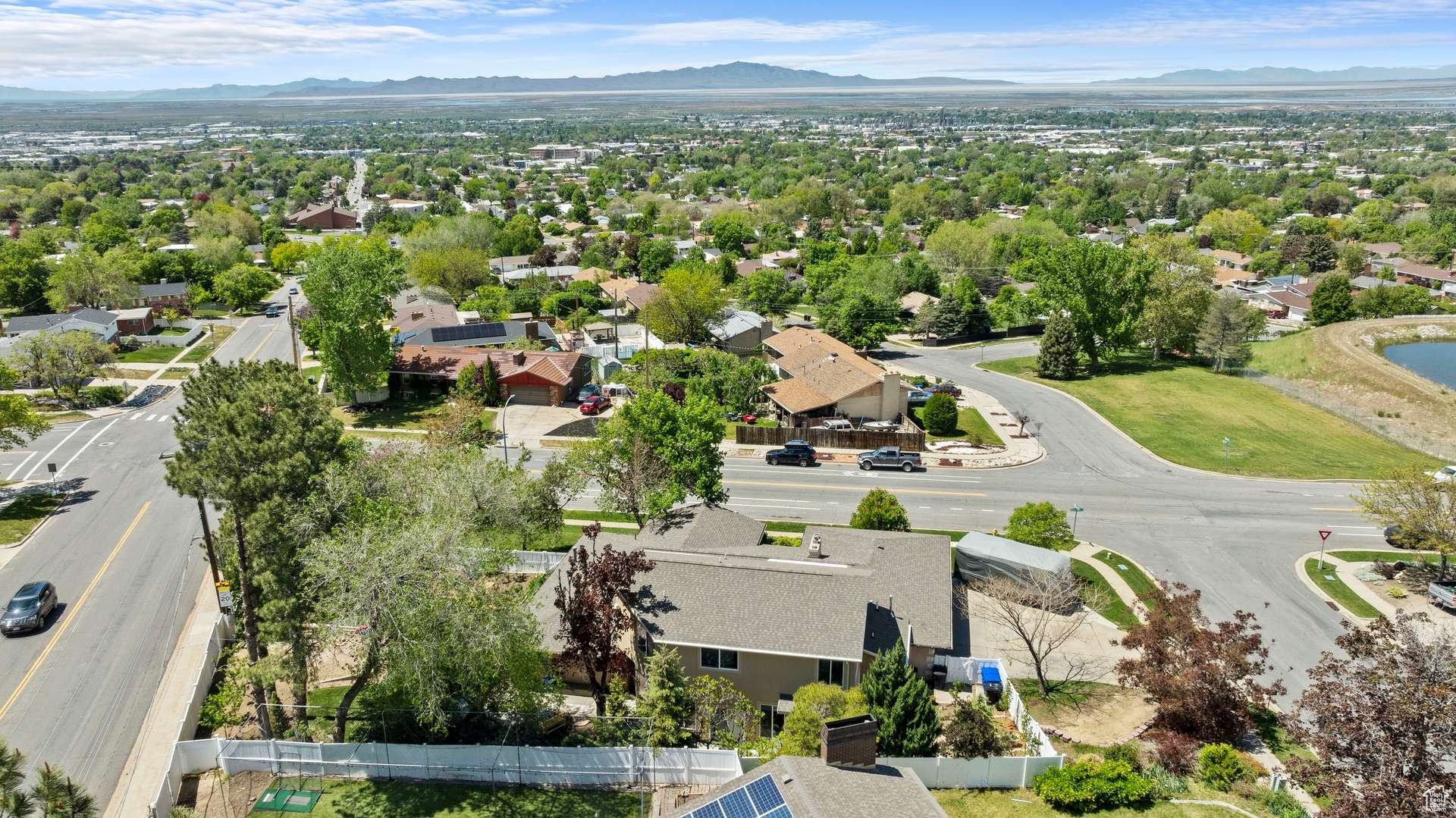 1761 S DAVIS BLVD E, Bountiful, UT 84010
