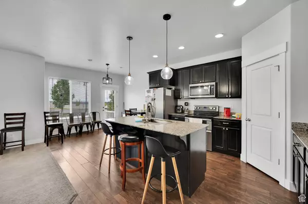 Herriman, UT 84096,4472 W LONE SHADOW LN