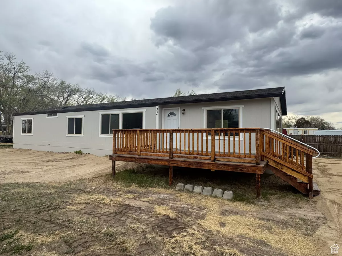 Myton, UT 84052,22 S 400 E