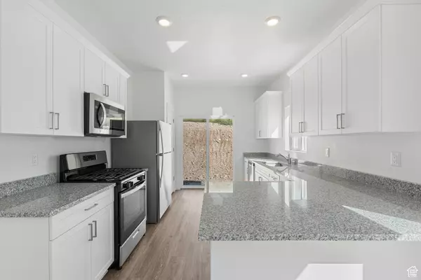 Eagle Mountain, UT 84005,7308 BALD EAGLE WAY N
