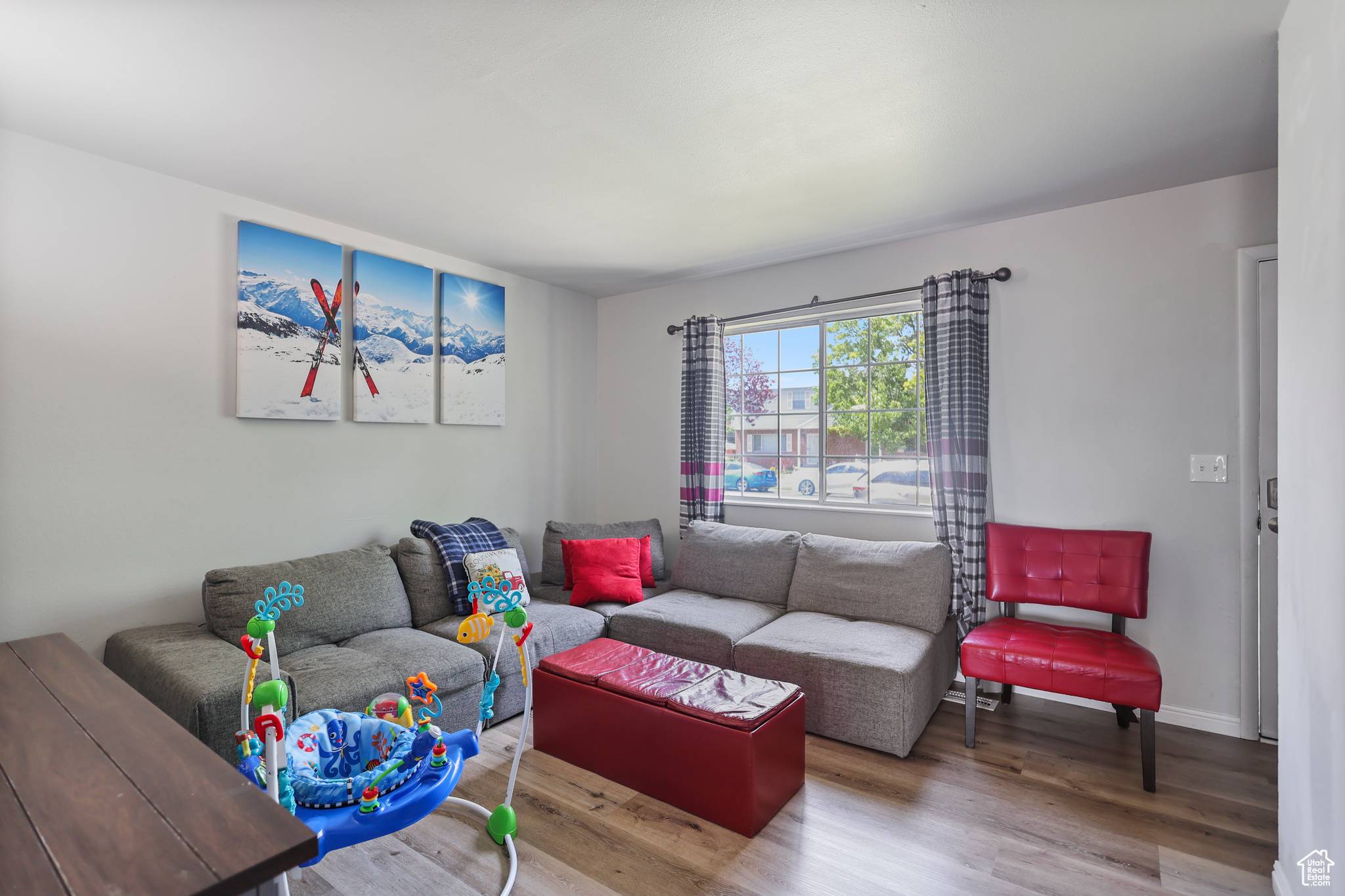 West Valley City, UT 84119,2749 S CENTERBROOK DR