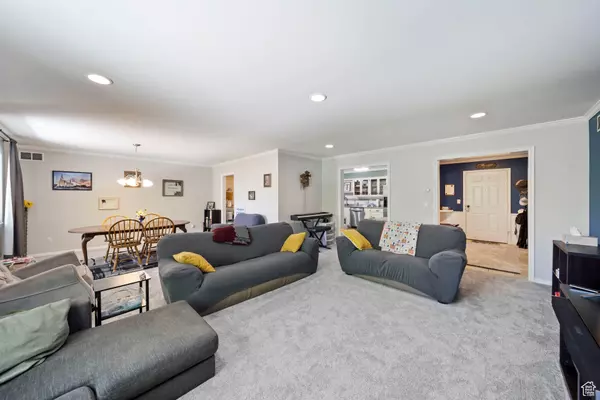 Salt Lake City, UT 84106,2760 S HIGHLAND DR #21