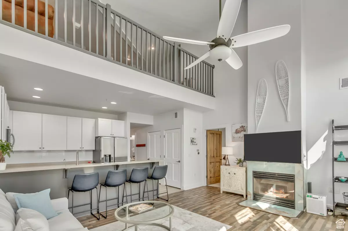 Park City, UT 84098,6641 N OVERLAND DR #D-304