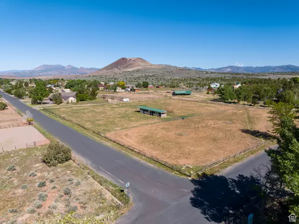 Dammeron Valley, UT 84783,979 N DAMMERON VALLEY RD