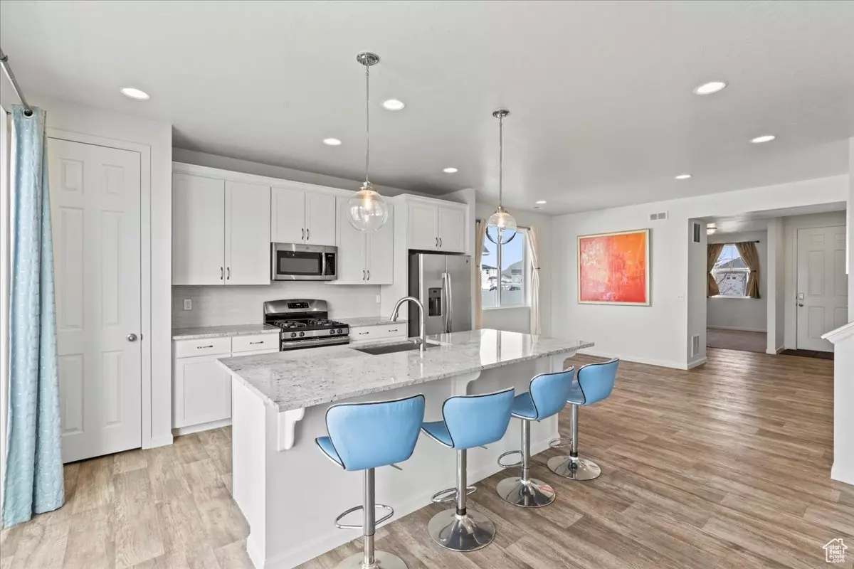 Stansbury Park, UT 84074,6405 N APPALOOSA DR