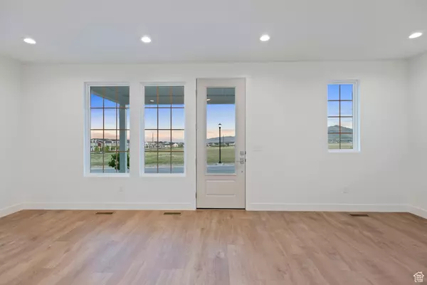 South Jordan, UT 84009,6502 W IGUAZU DR S