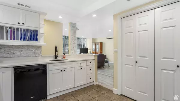 44 W BROADWAY ST #401, Salt Lake City, UT 84101