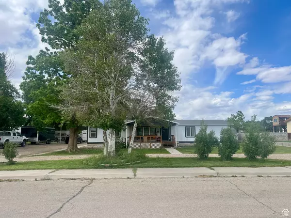 Green River, UT 84525,465 E KINGS LN