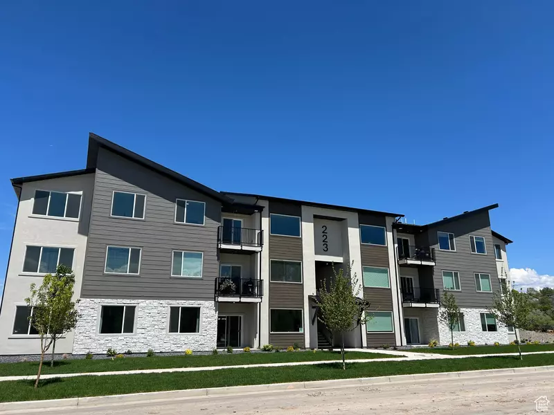 844 S 200 E #4-204, Spanish Fork, UT 84660