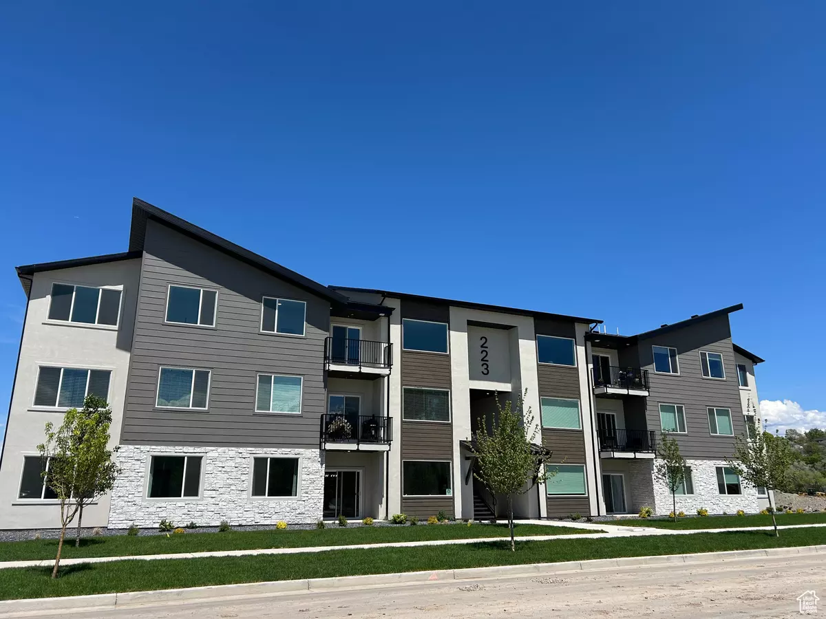 Spanish Fork, UT 84660,844 S 200 E #4-204