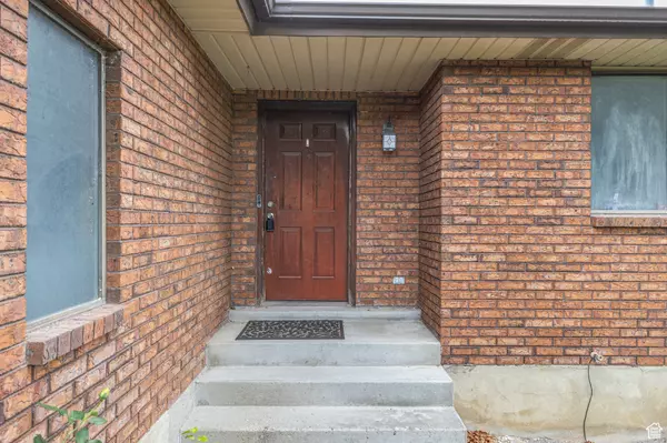 American Fork, UT 84003,926 N 400 E