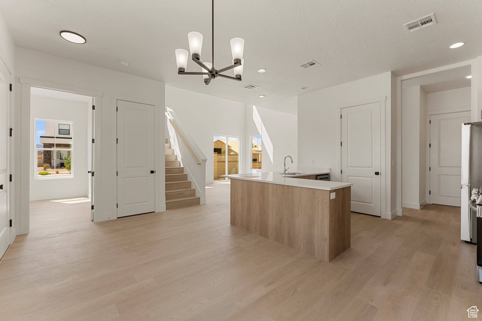 St. George, UT 84790,672 W CANYON PINE DR
