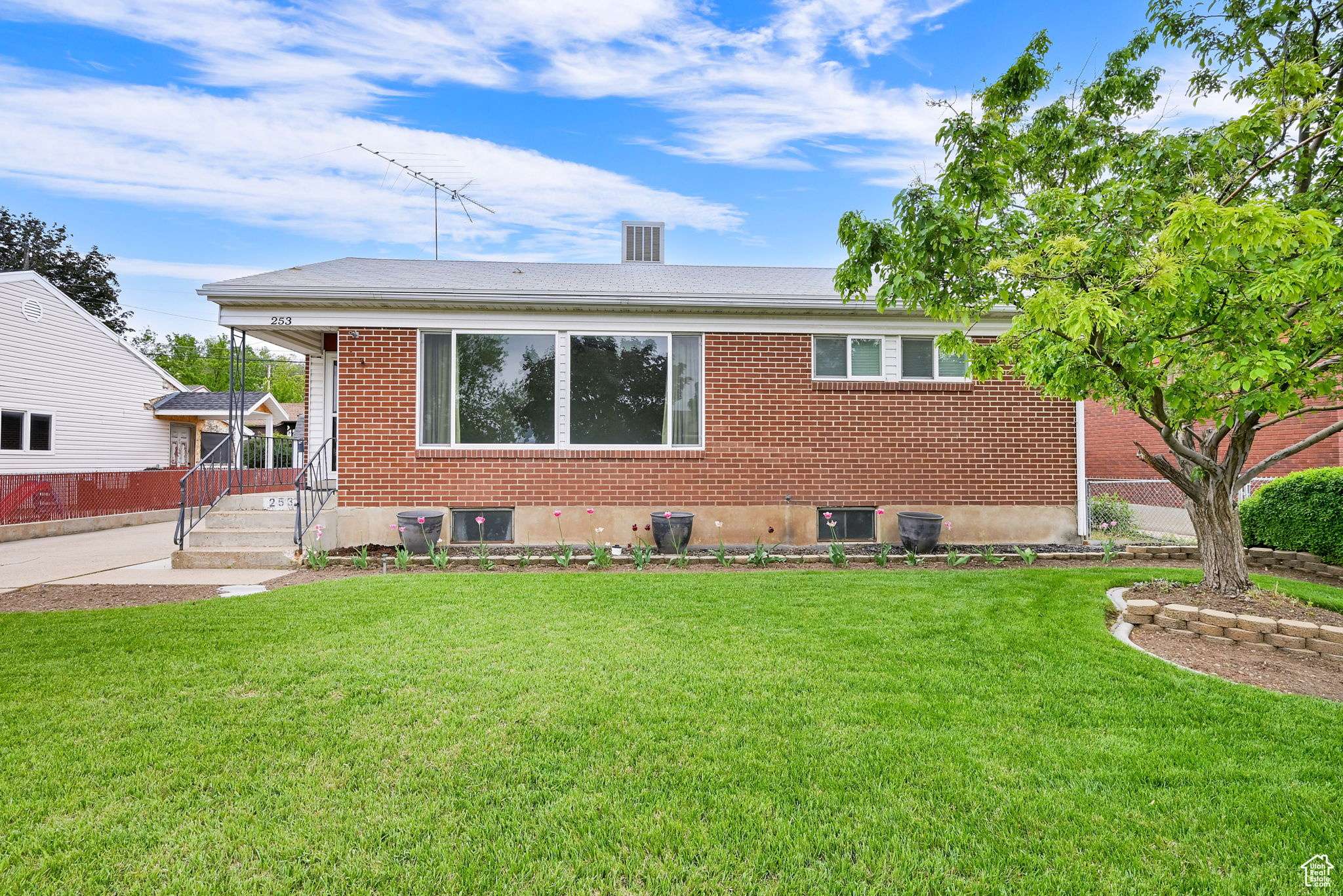 Washington Terrace, UT 84405,253 W 4775 S