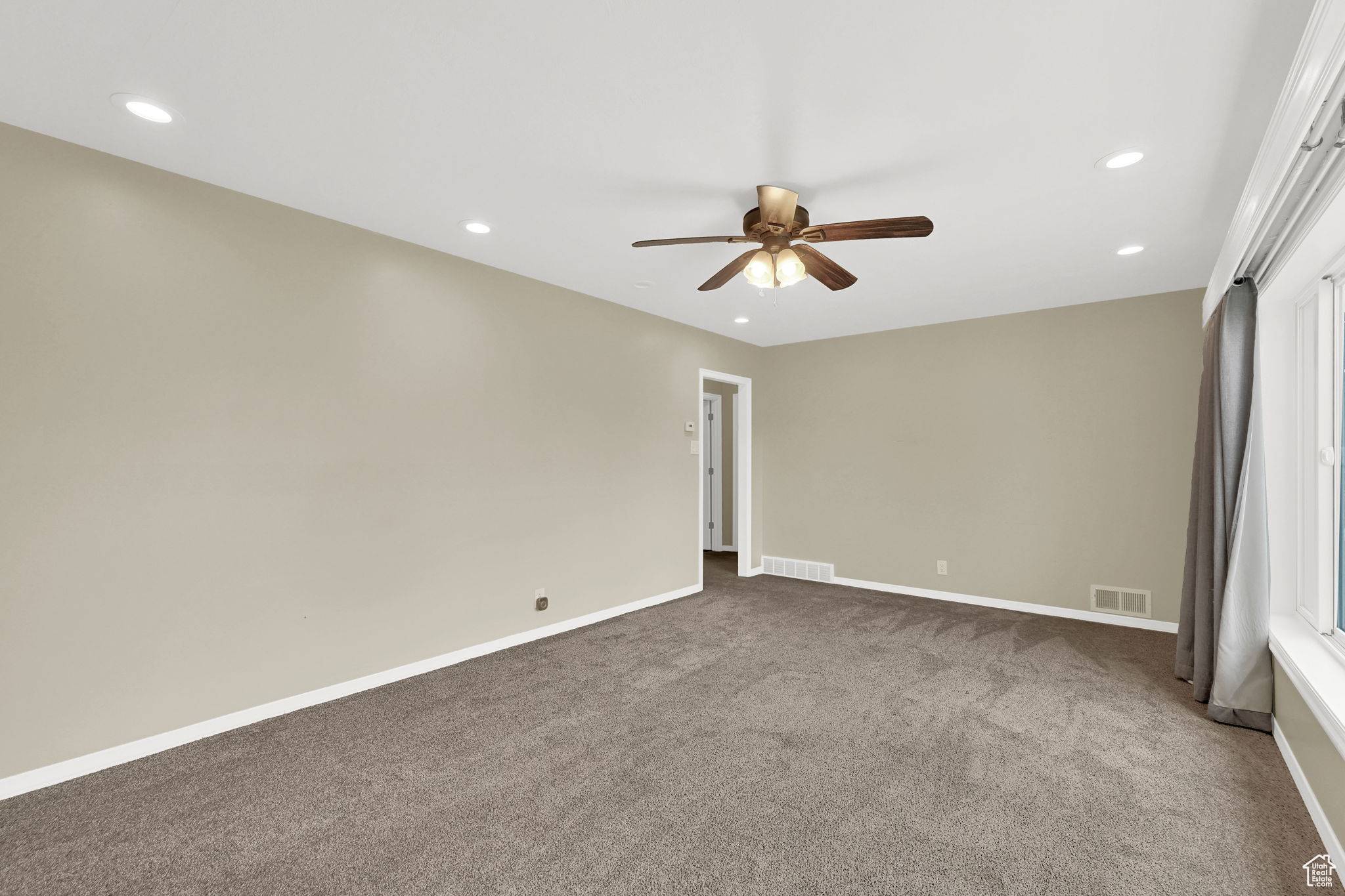 Washington Terrace, UT 84405,253 W 4775 S