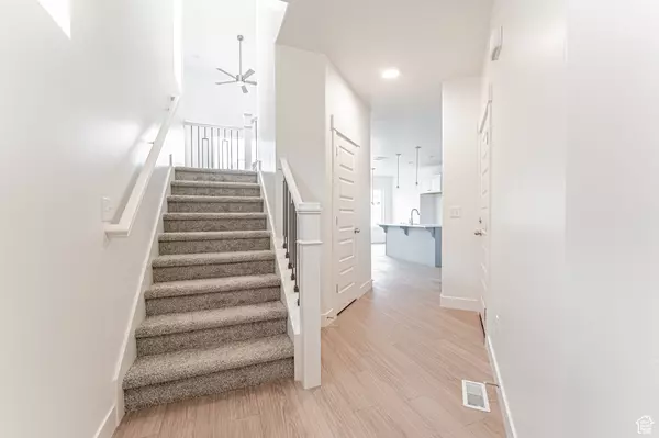 Saratoga Springs, UT 84045,2811 N RED VELVET LN #2328