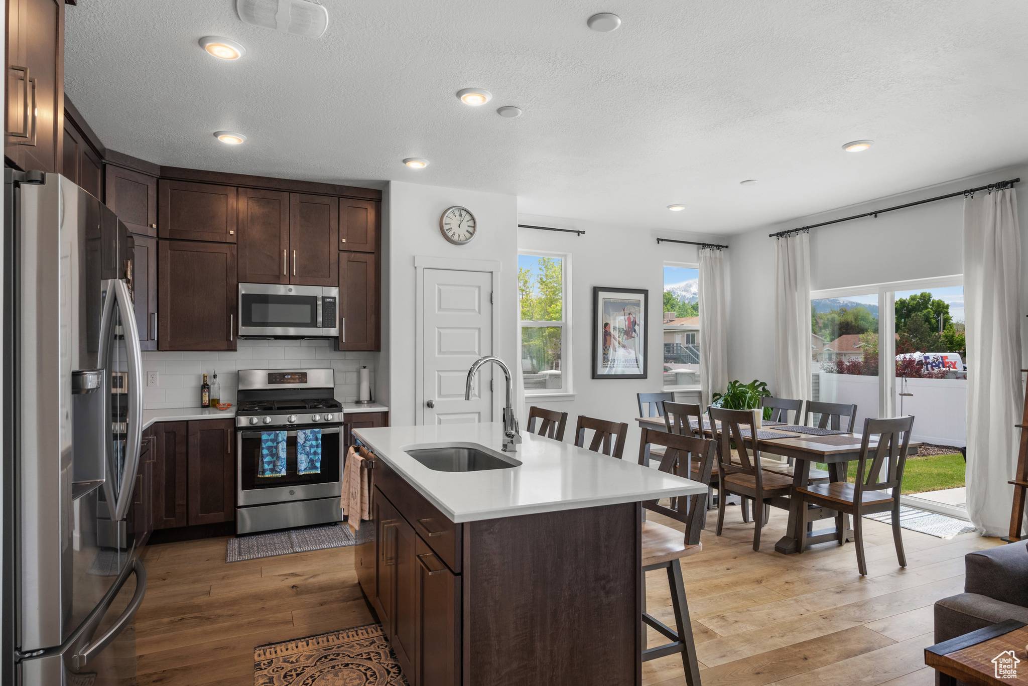 Murray, UT 84123,703 W SWINLEY DR