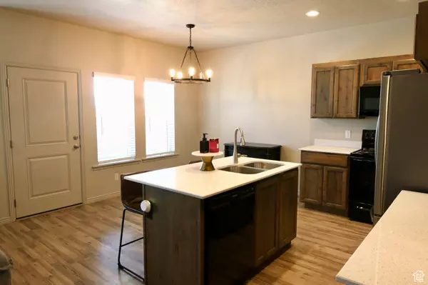Spanish Fork, UT 84660,2594 E 600 N
