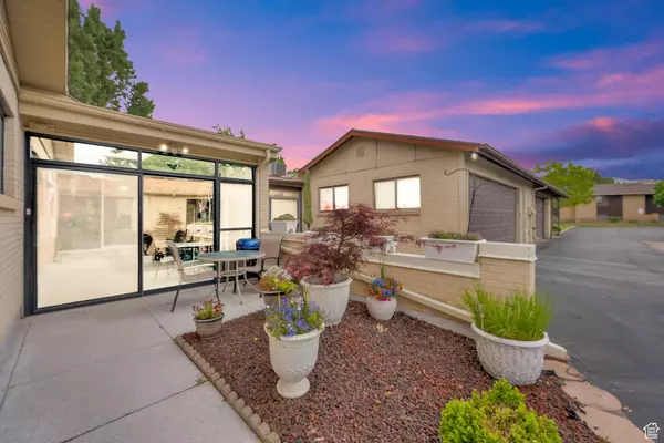 South Ogden, UT 84405,980 E 5475 S