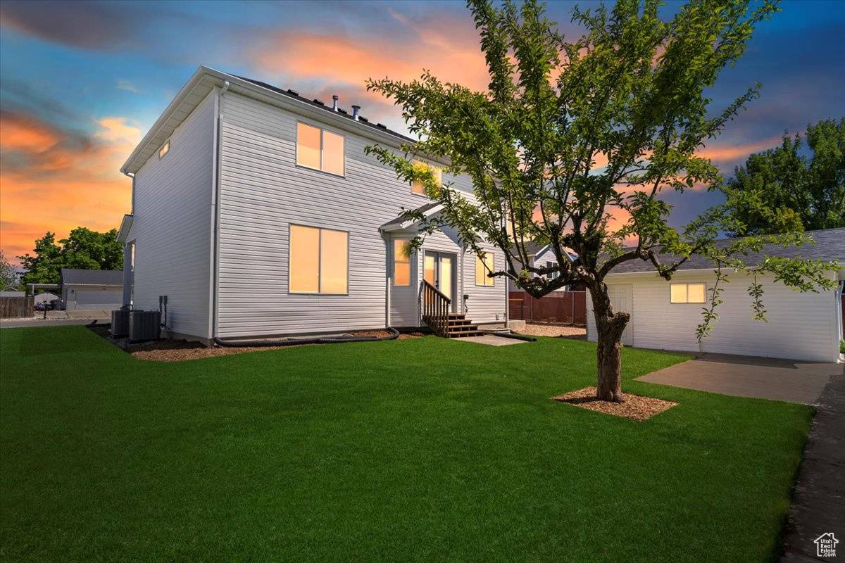 Clinton, UT 84015,1571 N 2700 W